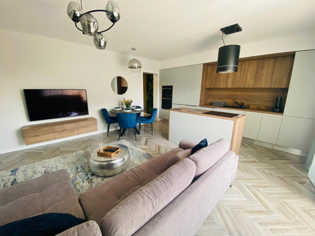 Apartment Gradus Дунайска-Стреда Экстерьер фото